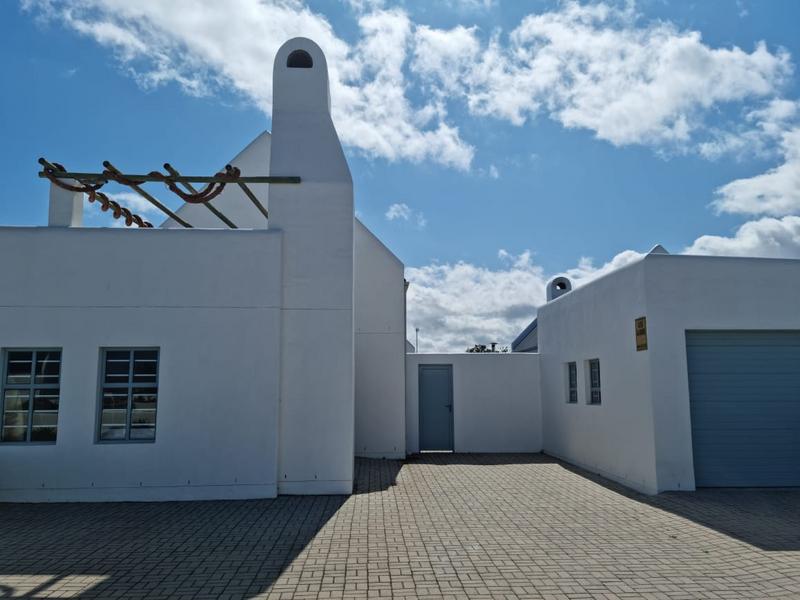 4 Bedroom Property for Sale in Dwarskersbos Western Cape